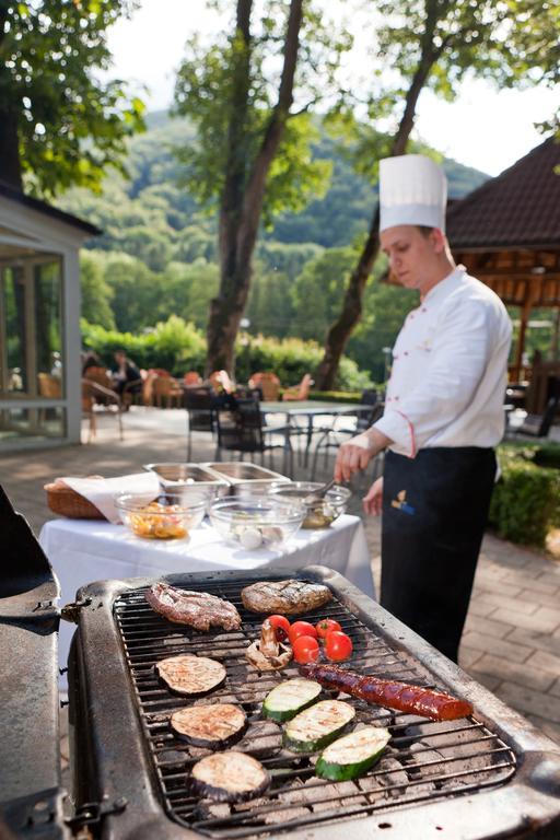 Parkhotel Na Baracke Nová Dubnica 외부 사진