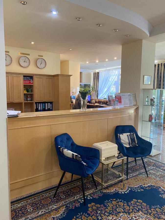 Parkhotel Na Baracke Nová Dubnica 외부 사진