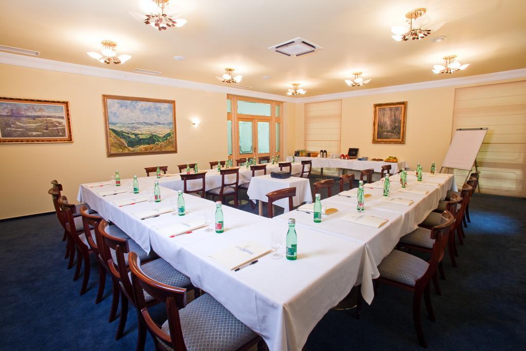 Parkhotel Na Baracke Nová Dubnica 외부 사진